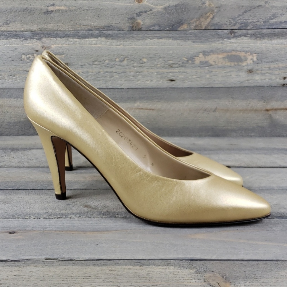 New Caressa Women's Gold Pumps Made in Spain 9m